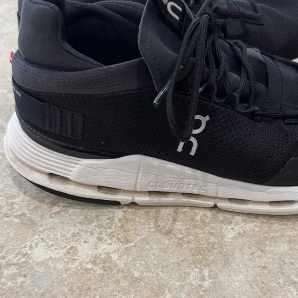 On Cloud Nova Running Men's Black and White Sneakers - Picture 5 of 8